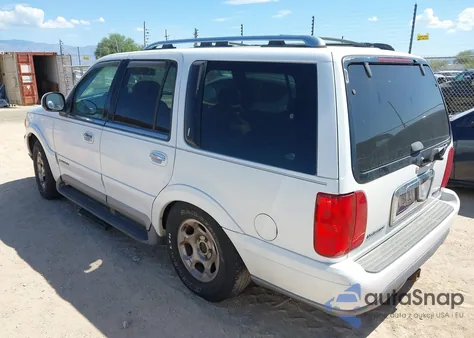 1998 Lincoln Navigator z USA, uszkodzony, nr VIN 5LMPU28L7WLJ18530